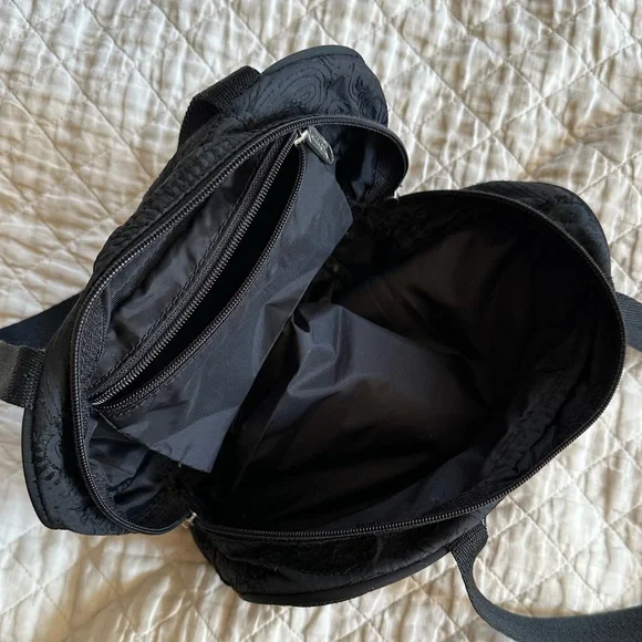 Lesportsac Black Floral Quilted Shoulder Bag - Picture 5 of 6